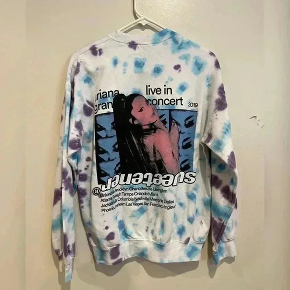 Ariana Grande Sweetener Tour Leg 3 Live in Concert Tie Dye Crewneck Swea… - Picture 5 of 7